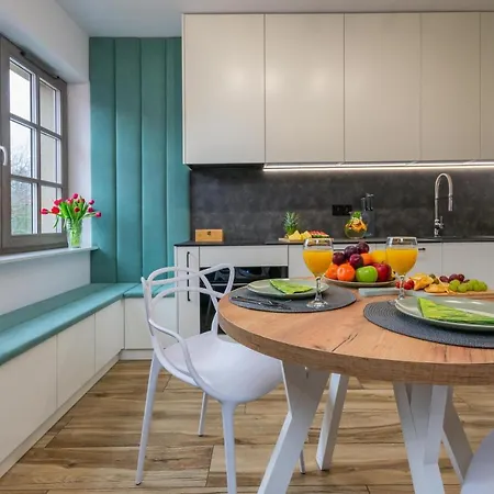 Cortina * 스클라르스카포렘바