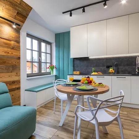 Cortina * 스클라르스카포렘바